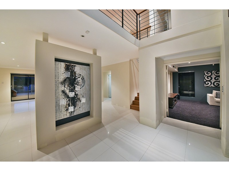 19 Seabird Bend, Jindalee WA 6036