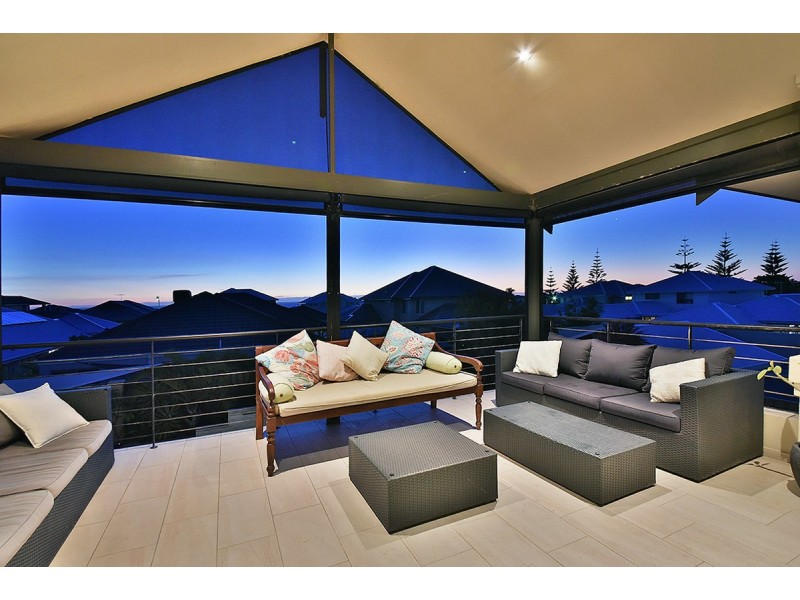 19 Seabird Bend, Jindalee WA 6036