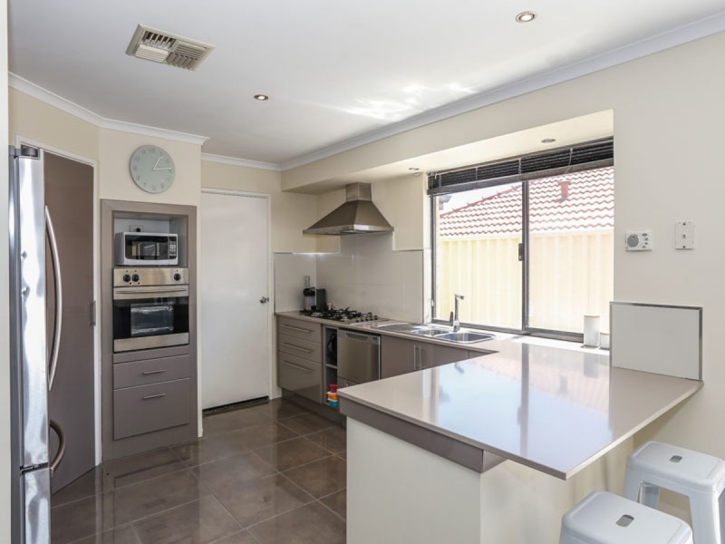 11 Foxton Way, Butler WA 6036