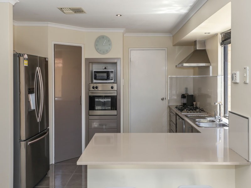 11 Foxton Way, Butler WA 6036