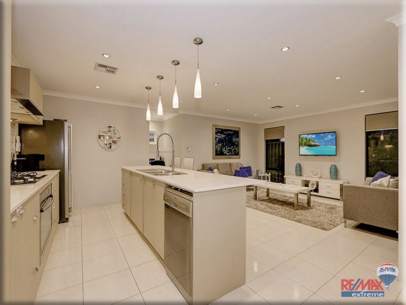 12 Rickleton Avenue, Butler WA 6036