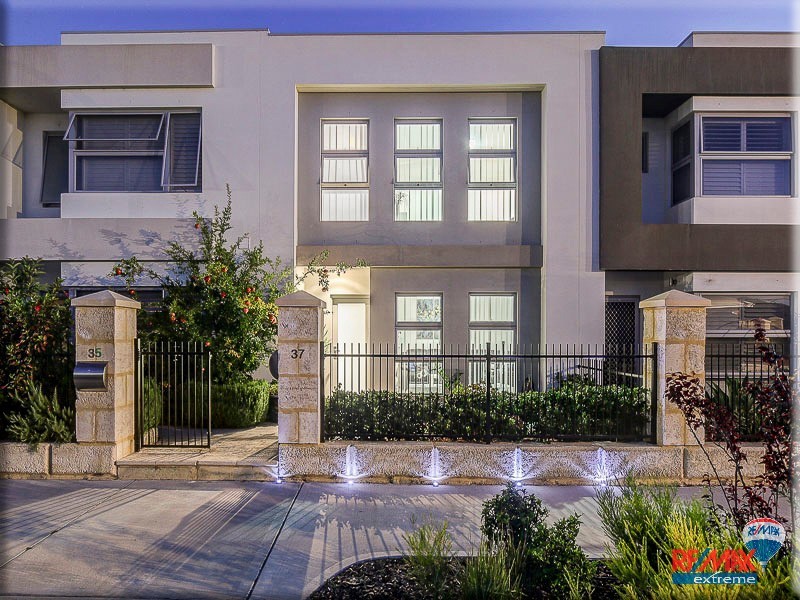 37 Wyperfeld Street, Yanchep WA 6035