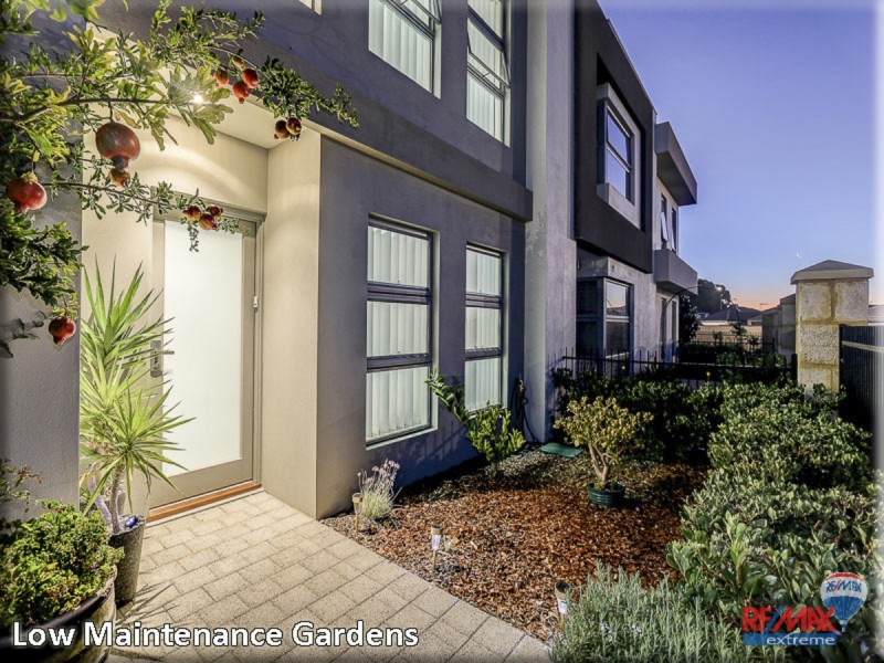 37 Wyperfeld Street, Yanchep WA 6035