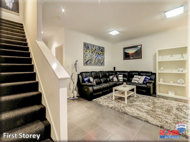 37 Wyperfeld Street, Yanchep WA 6035