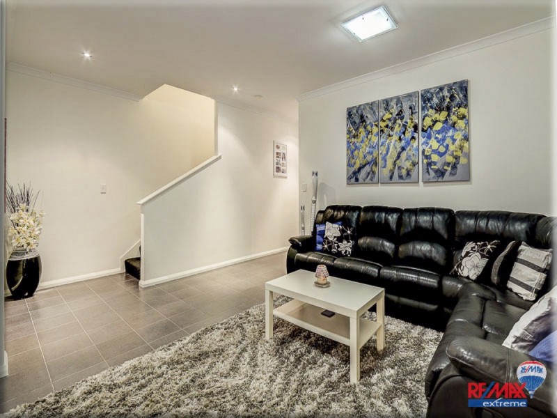 37 Wyperfeld Street, Yanchep WA 6035