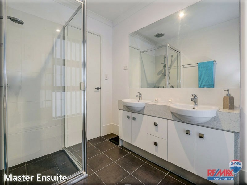 37 Wyperfeld Street, Yanchep WA 6035