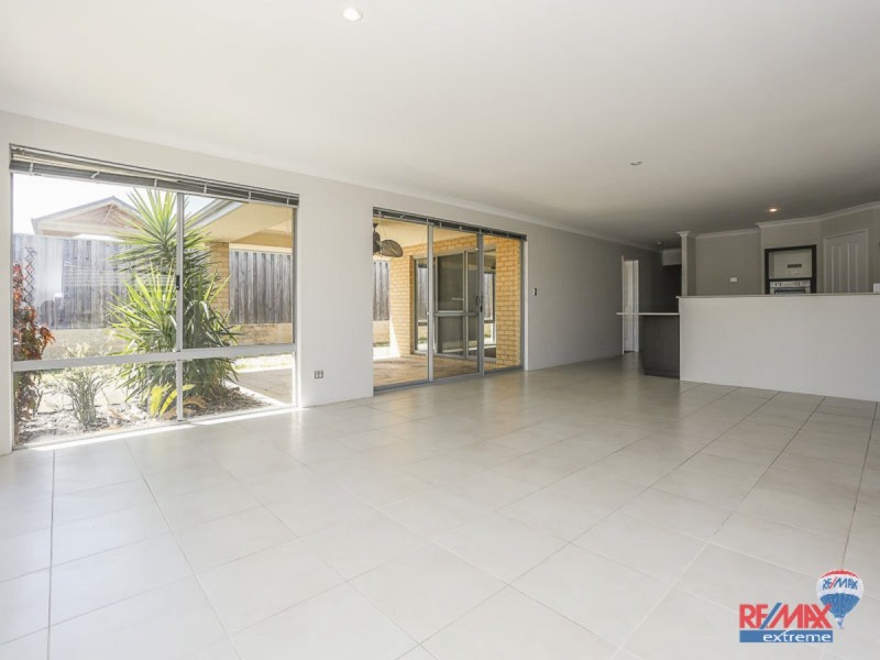 23 Current Street, Yanchep WA 6035