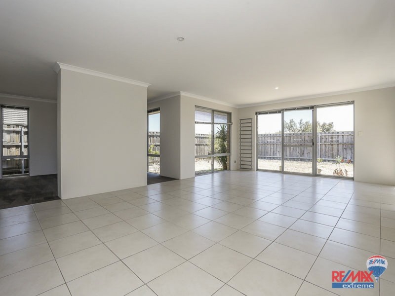 23 Current Street, Yanchep WA 6035