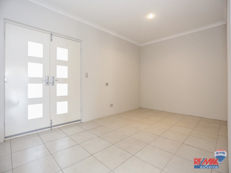 23 Current Street, Yanchep WA 6035