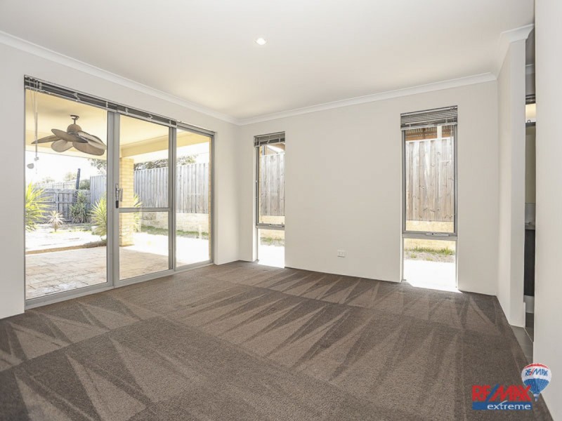 23 Current Street, Yanchep WA 6035