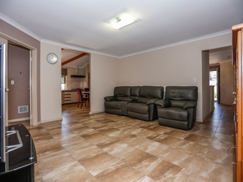 45 Graham Road, Quinns Rocks WA 6030