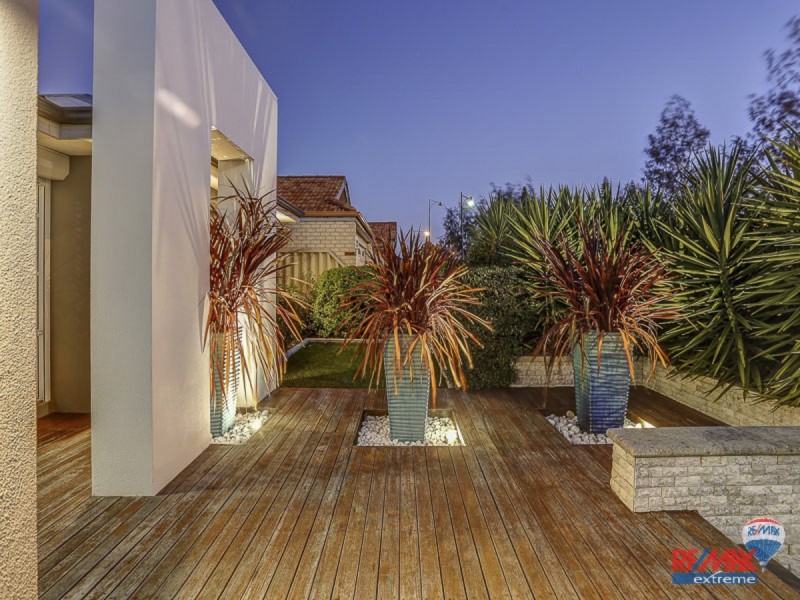 7 Badley Loop, Butler WA 6036