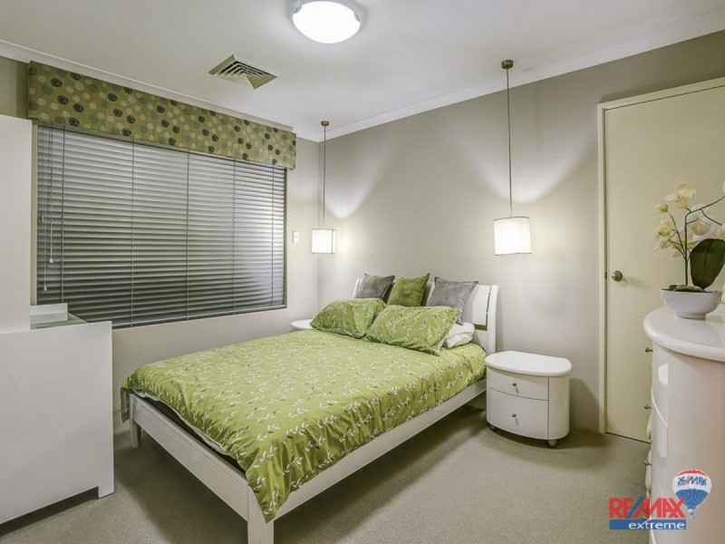 7 Badley Loop, Butler WA 6036