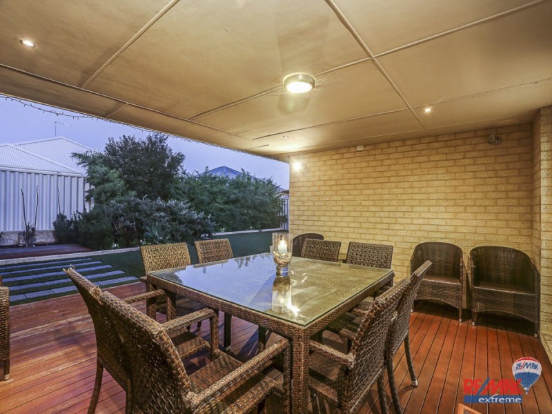 7 Badley Loop, Butler WA 6036