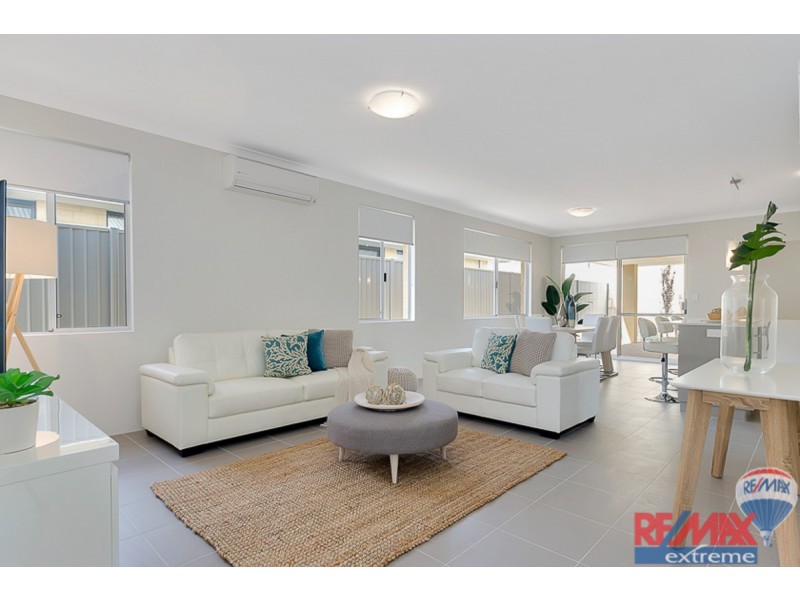 9 Gamboge Street, Eglinton WA 6034