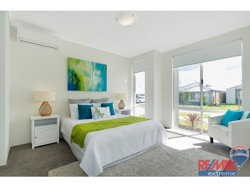 9 Gamboge Street, Eglinton WA 6034