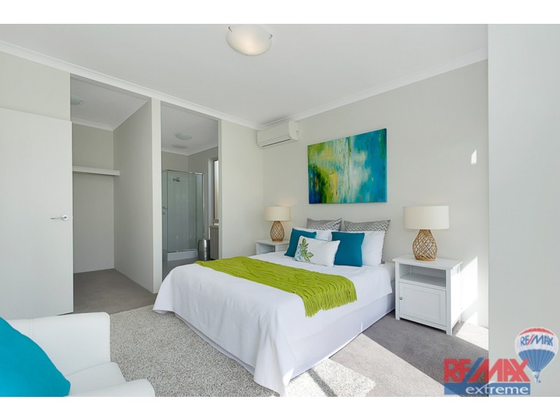 9 Gamboge Street, Eglinton WA 6034