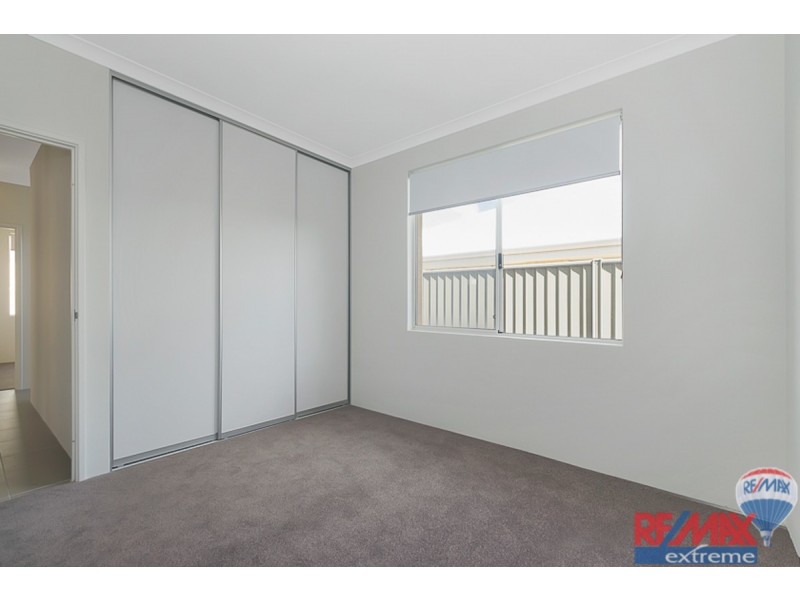 9 Gamboge Street, Eglinton WA 6034