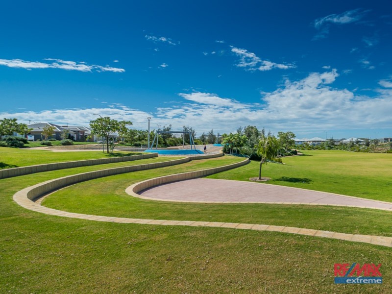 9 Gamboge Street, Eglinton WA 6034