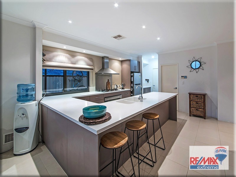 8 Crumlin Way, Ridgewood WA 6030