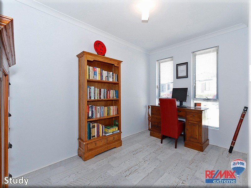 11 Melksham Way, Butler WA 6036