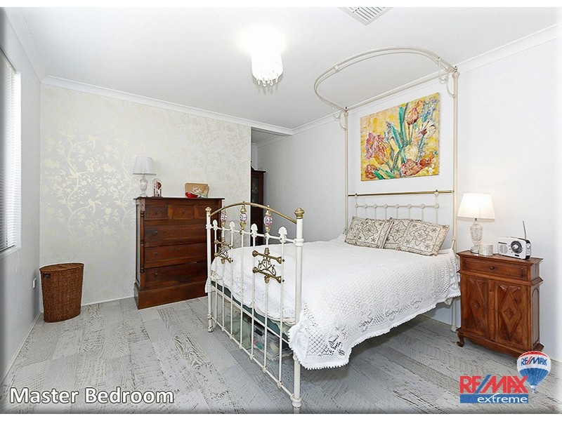 11 Melksham Way, Butler WA 6036