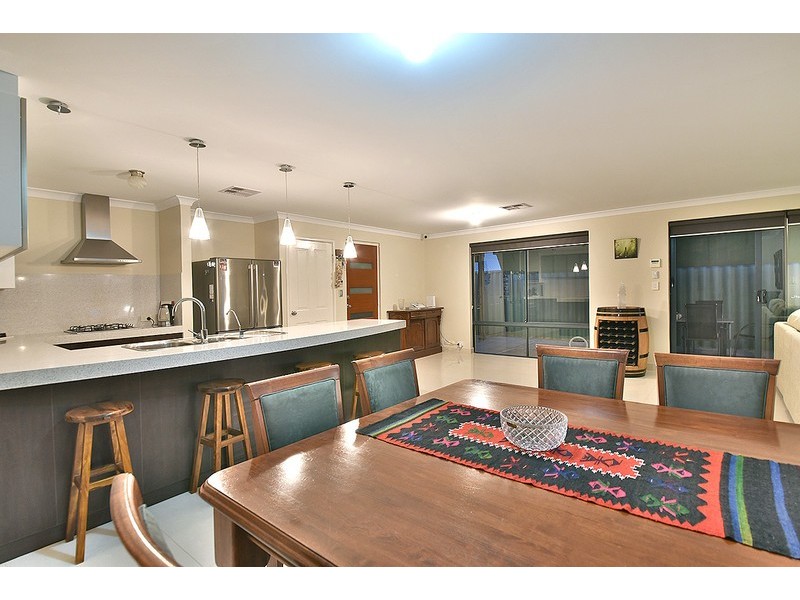 27 Heysham Bend, Butler WA 6036