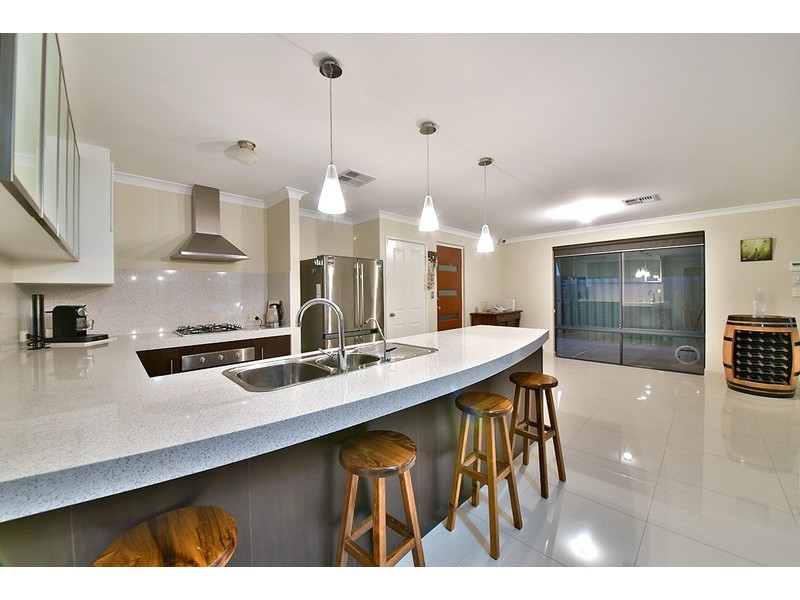 27 Heysham Bend, Butler WA 6036