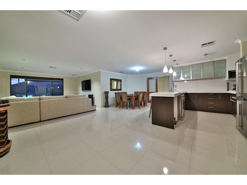 27 Heysham Bend, Butler WA 6036