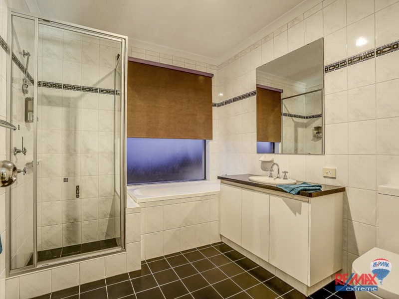 4 Tuross Place, Ridgewood WA 6030