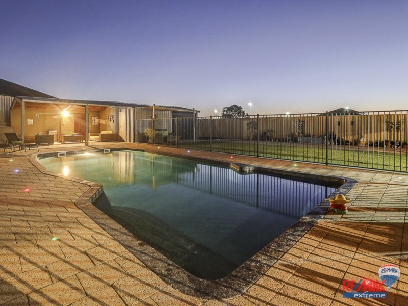 4 Tuross Place, Ridgewood WA 6030