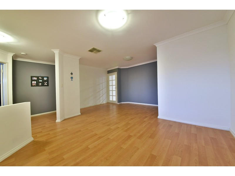 6 Leyland Road, Butler WA 6036