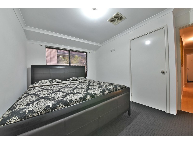 6 Leyland Road, Butler WA 6036