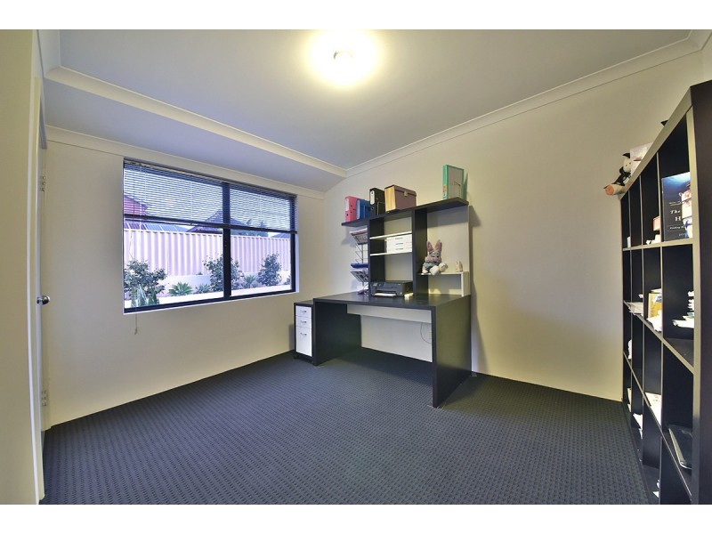 6 Leyland Road, Butler WA 6036