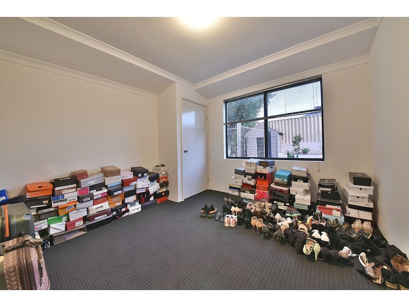 6 Leyland Road, Butler WA 6036