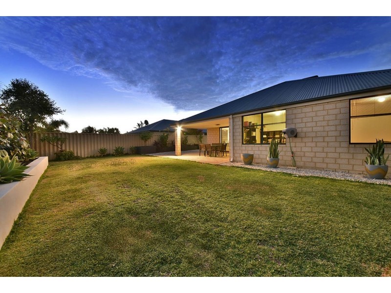 6 Leyland Road, Butler WA 6036