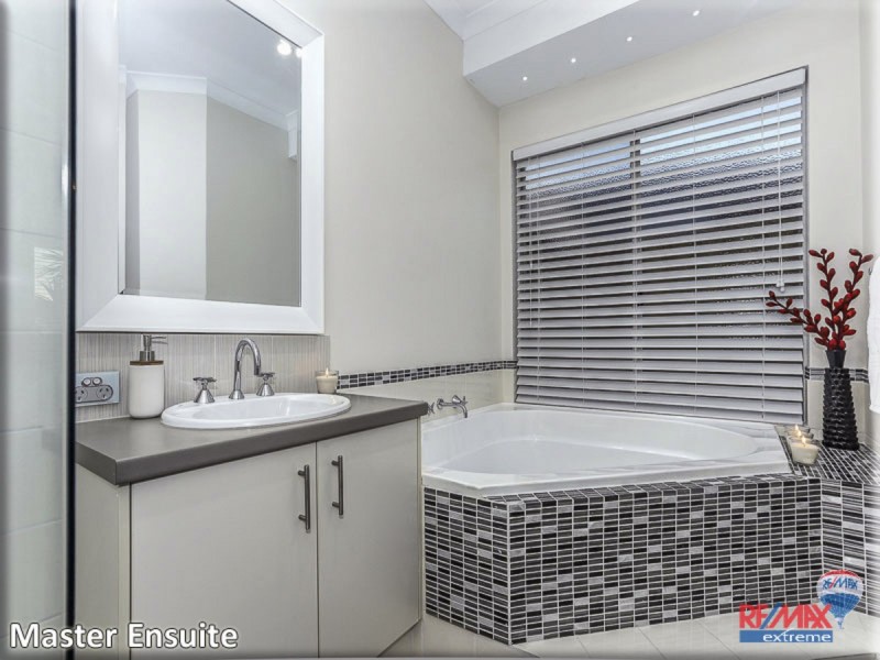 152 Benenden Avenue, Butler WA 6036