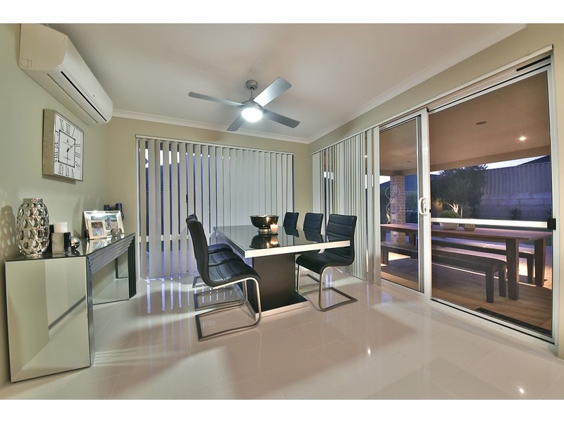 8 Paisley Link, Butler WA 6036