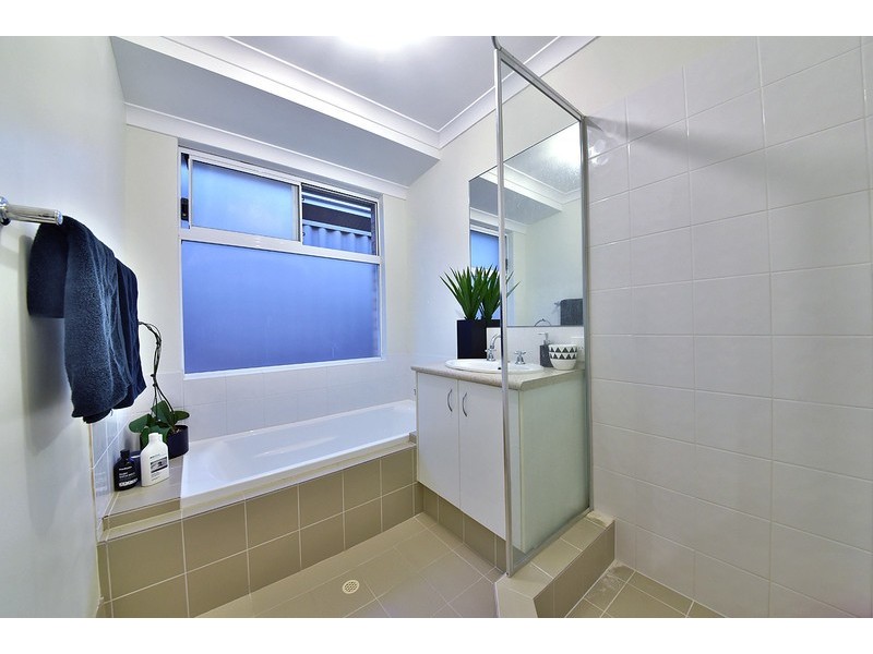 8 Paisley Link, Butler WA 6036