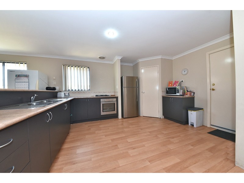 16 Tarbert Parade, Ridgewood WA 6030