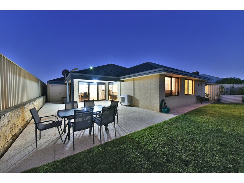 89 Camborne Parkway, Butler WA 6036