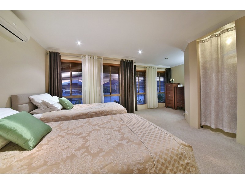 10 Prenton Street, Butler WA 6036