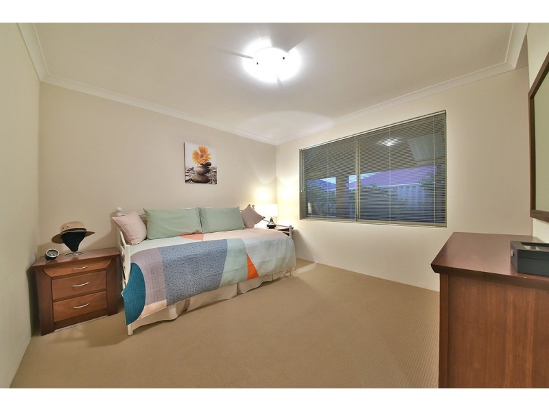 10 Prenton Street, Butler WA 6036