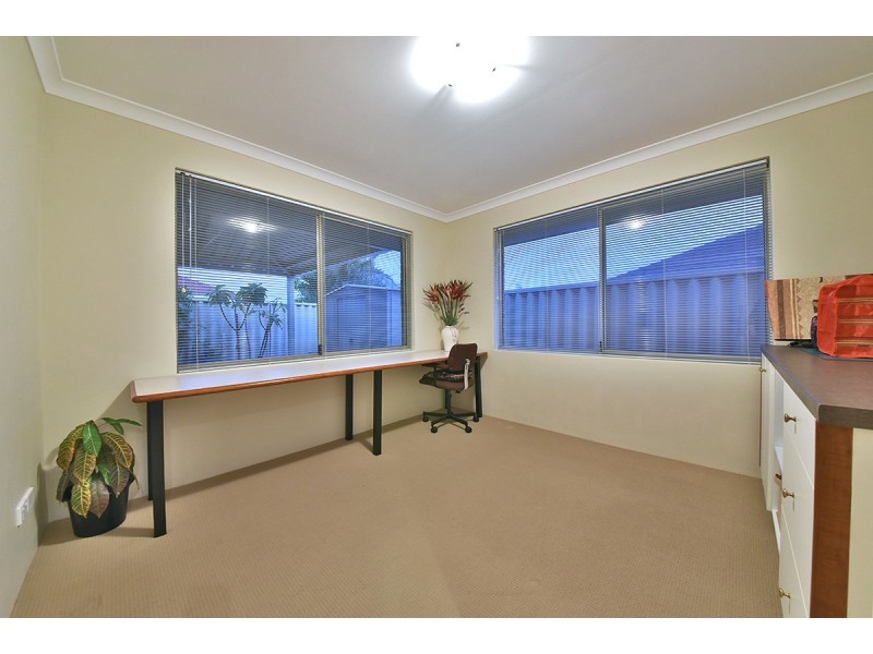 10 Prenton Street, Butler WA 6036