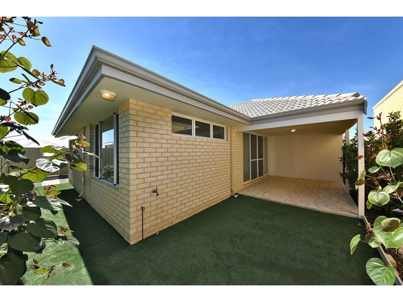 62 Randstone Parade, Butler WA 6036