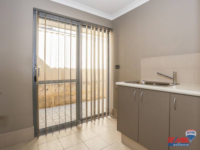 9 Bundegi Way, Two Rocks WA 6037