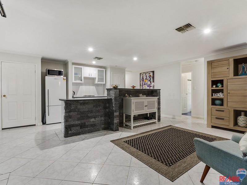 94 Kingsbridge Boulevard, Butler WA 6036