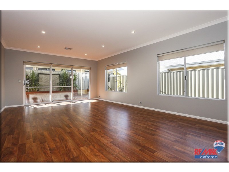 18 Minoan Way, Alkimos WA 6038