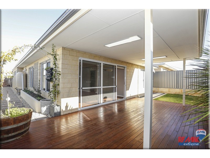 18 Minoan Way, Alkimos WA 6038