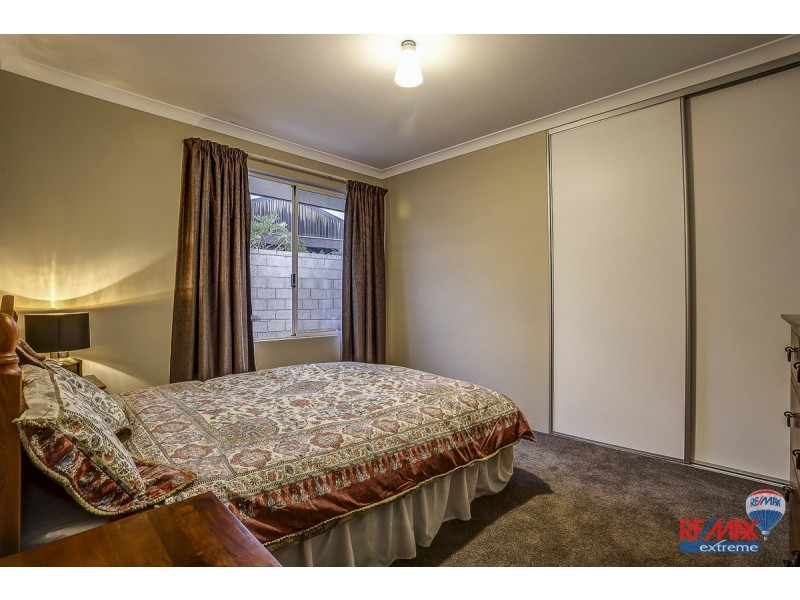 16 Harlequin Way, Yanchep WA 6035